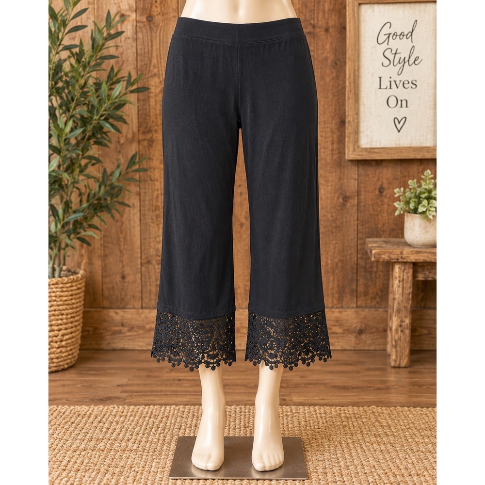 Chico's Travelers Black Lace Hem Crop Pants Size 2 L Stretch Pull On Boho Dressy